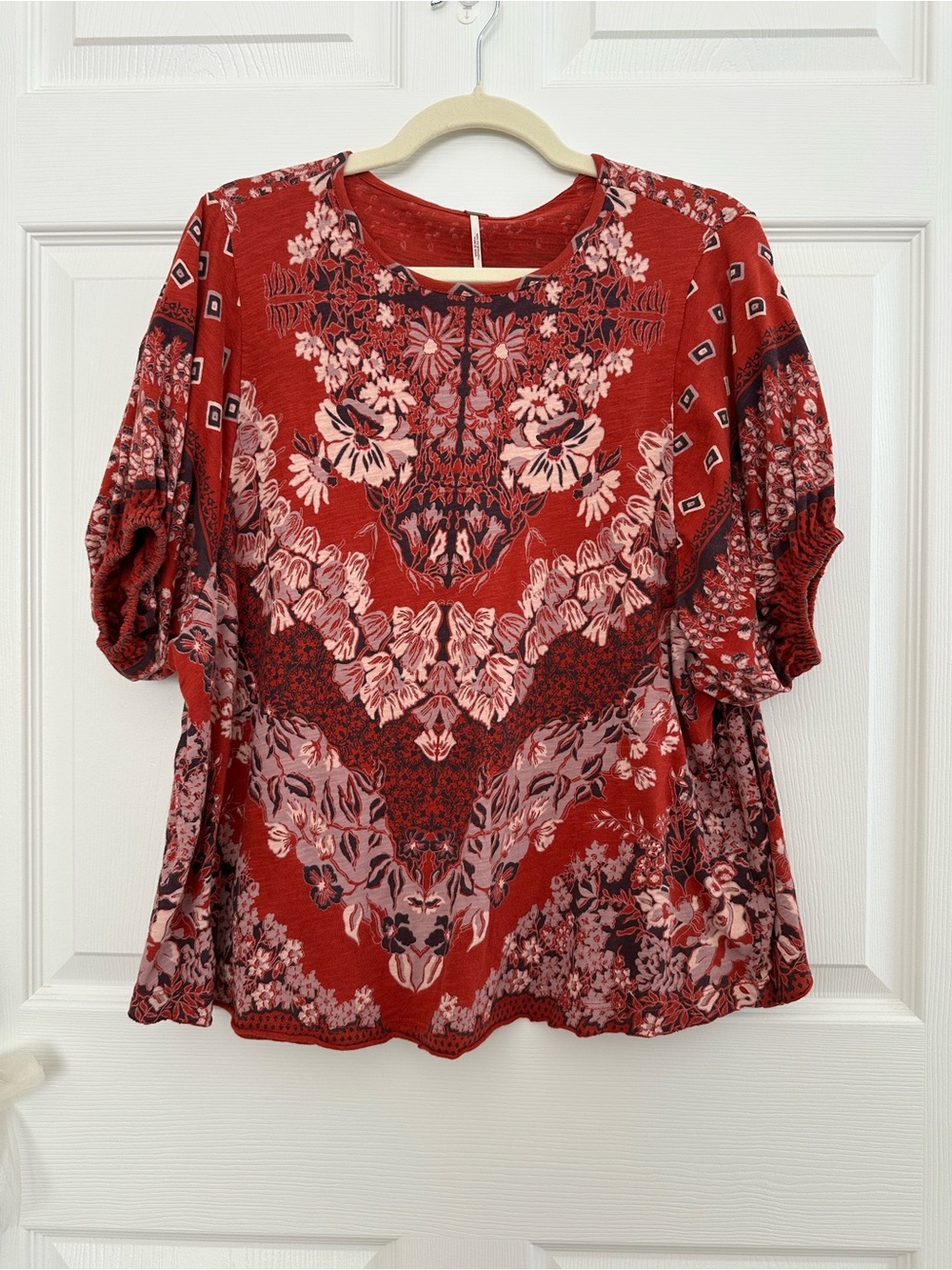 Free People Bella Rosa red top XS EUC